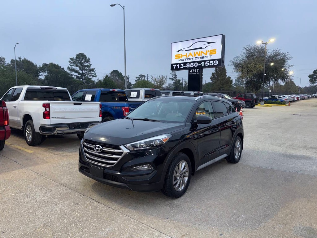 Hyundai Tucson Vehicle Full-screen Gallery Image 03