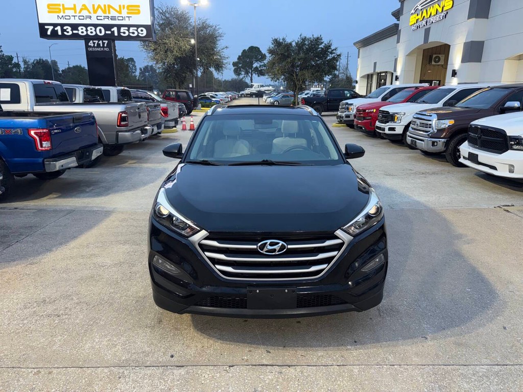 Hyundai Tucson Vehicle Full-screen Gallery Image 41