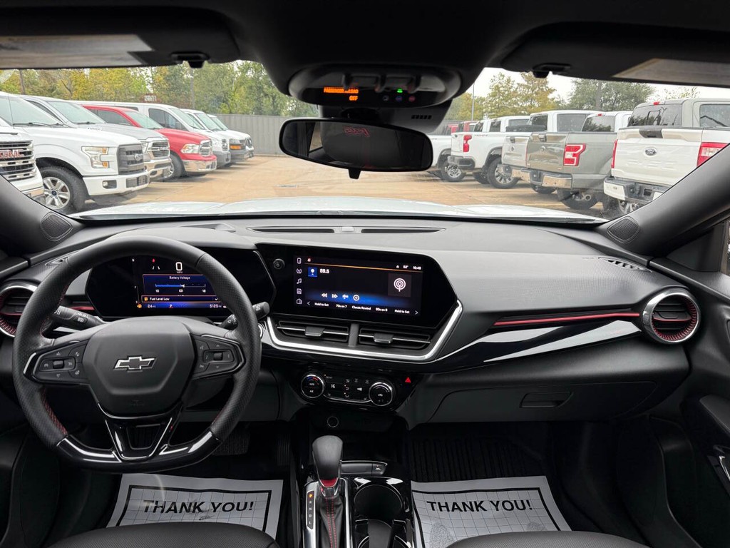 Chevrolet Trax Vehicle Full-screen Gallery Image 17