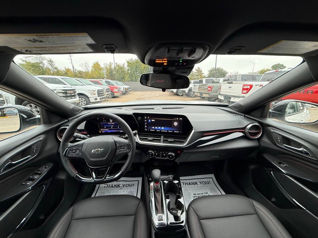 Chevrolet Trax Vehicle Full-screen Gallery Image 18