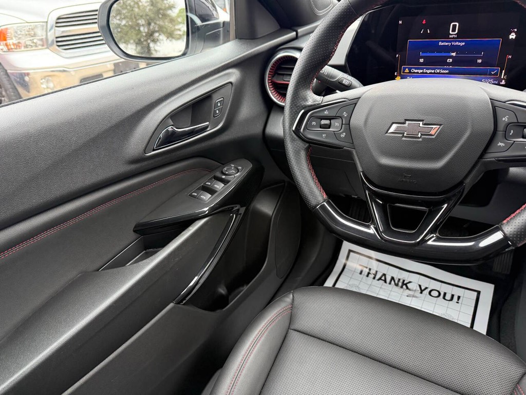 Chevrolet Trax Vehicle Full-screen Gallery Image 19