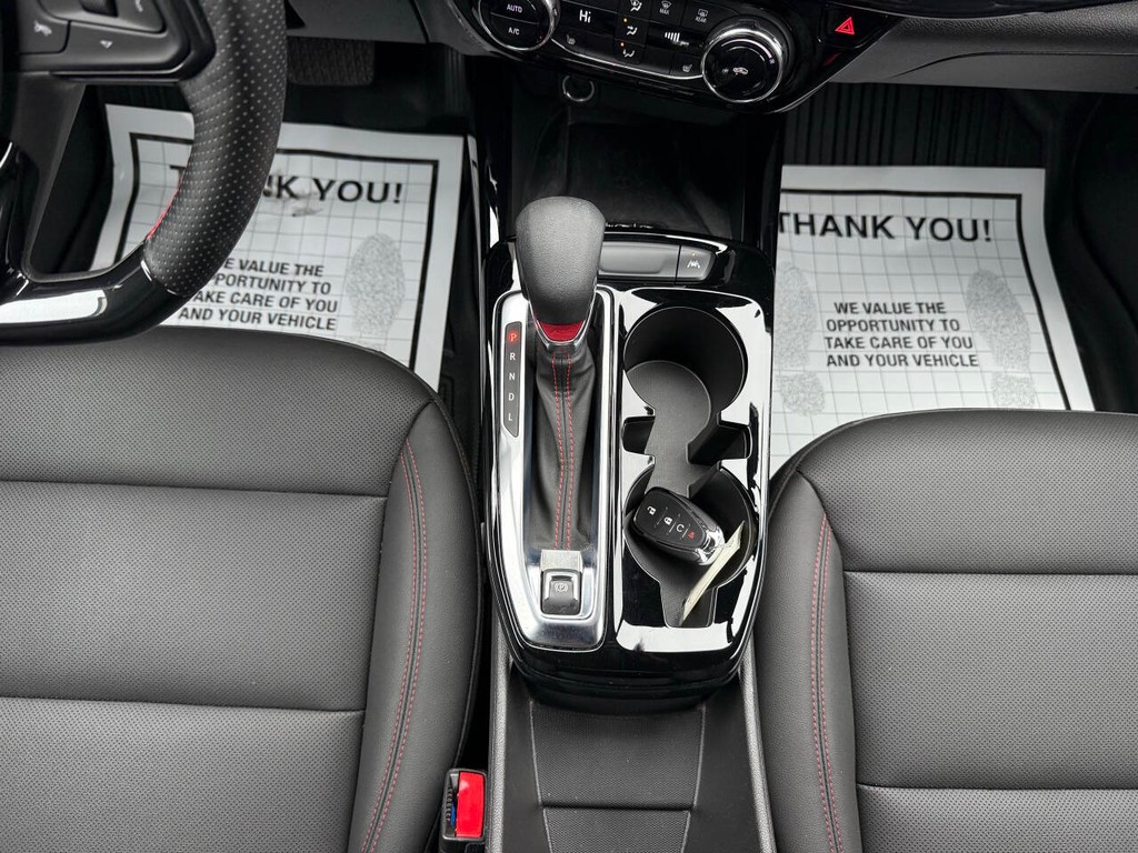 Chevrolet Trax Vehicle Full-screen Gallery Image 30