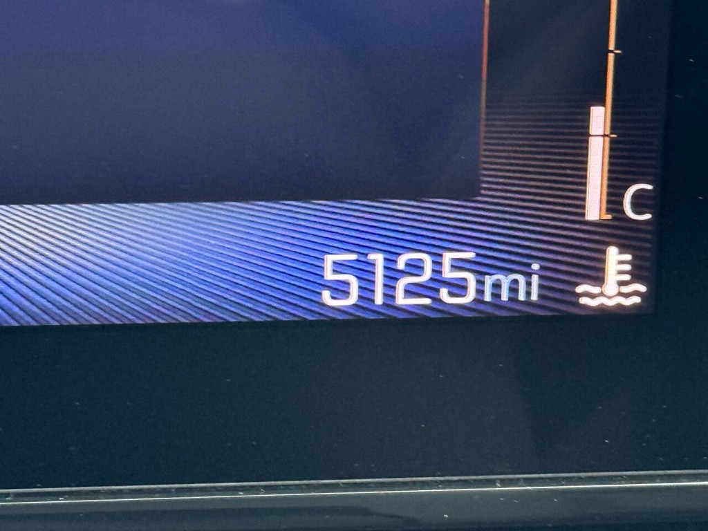 Chevrolet Trax Vehicle Full-screen Gallery Image 34