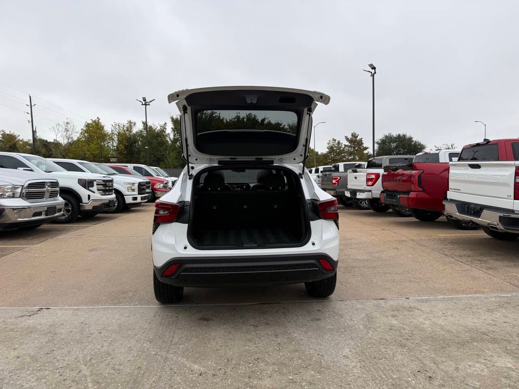 Chevrolet Trax Vehicle Full-screen Gallery Image 37