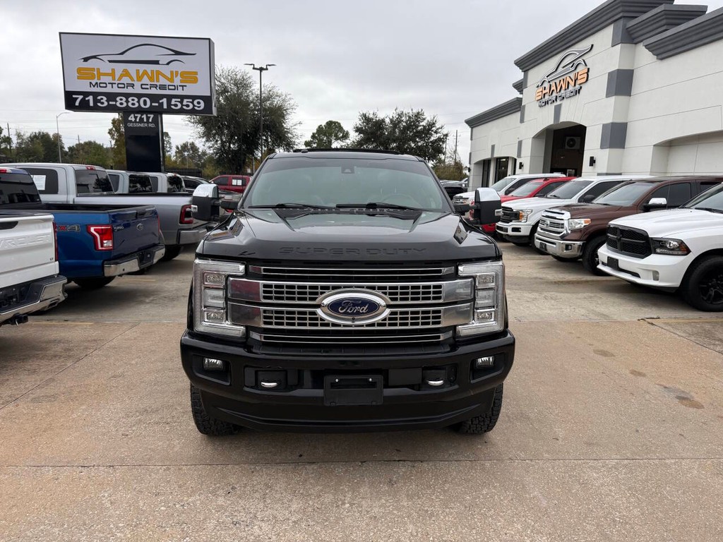 Ford Super Duty F-350 SRW Vehicle Full-screen Gallery Image 44