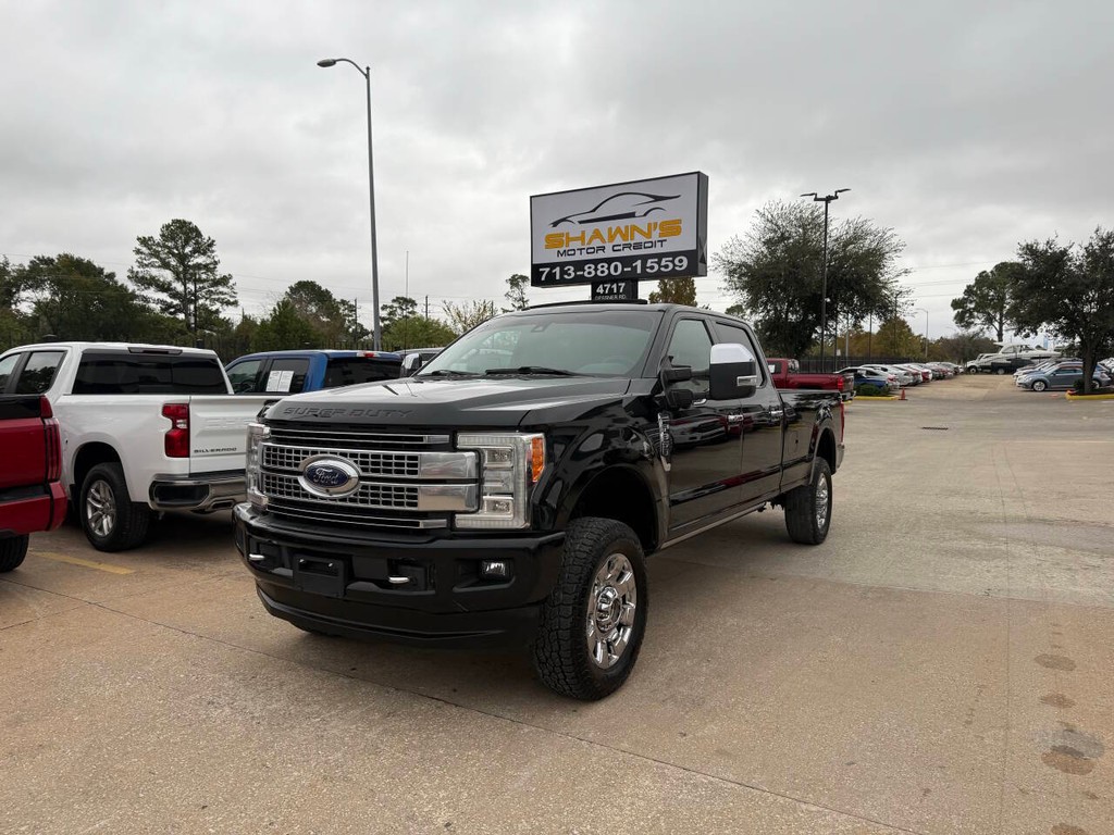 Ford Super Duty F-350 SRW Vehicle Full-screen Gallery Image 47