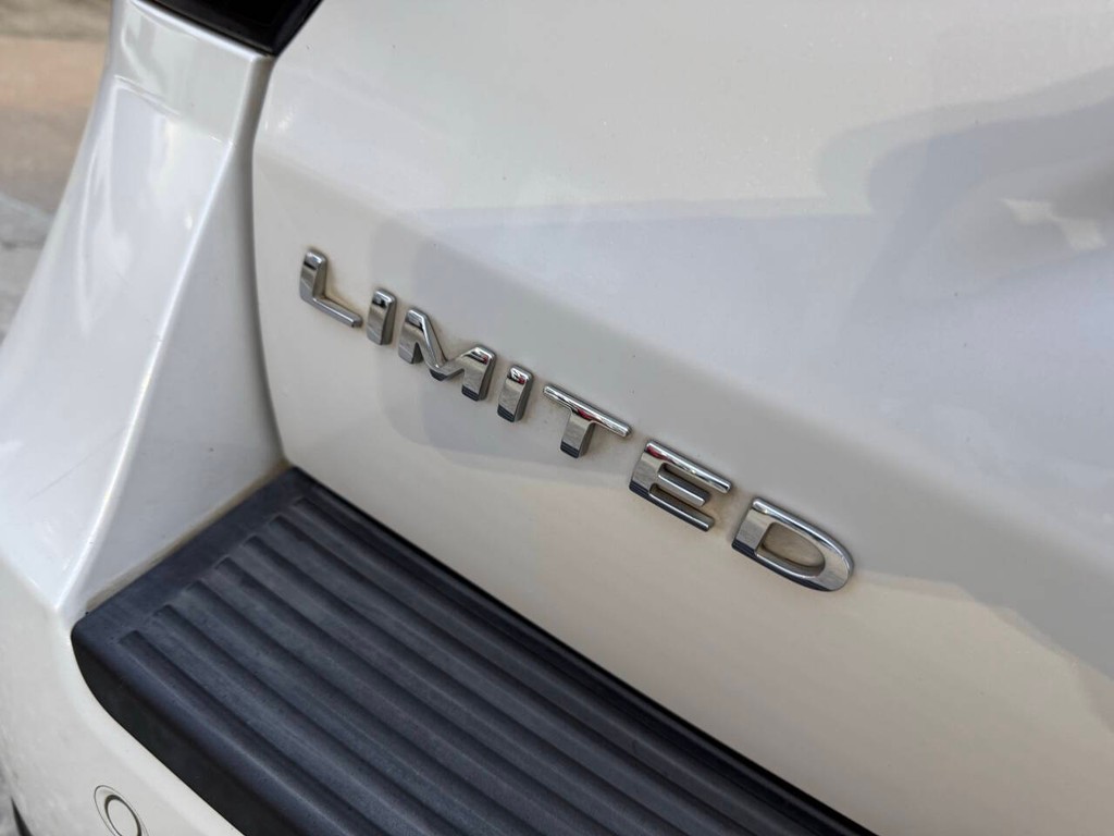 Ford Expedition Vehicle Full-screen Gallery Image 43