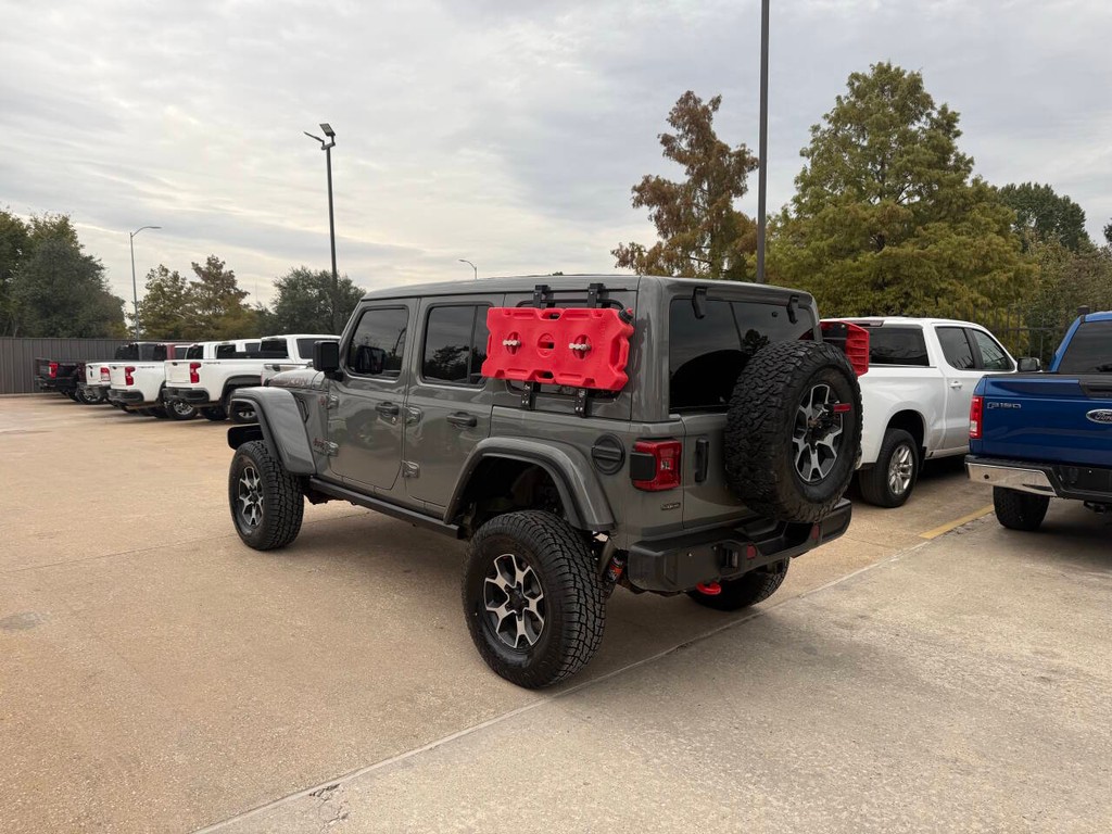 Jeep Wrangler Vehicle Full-screen Gallery Image 04