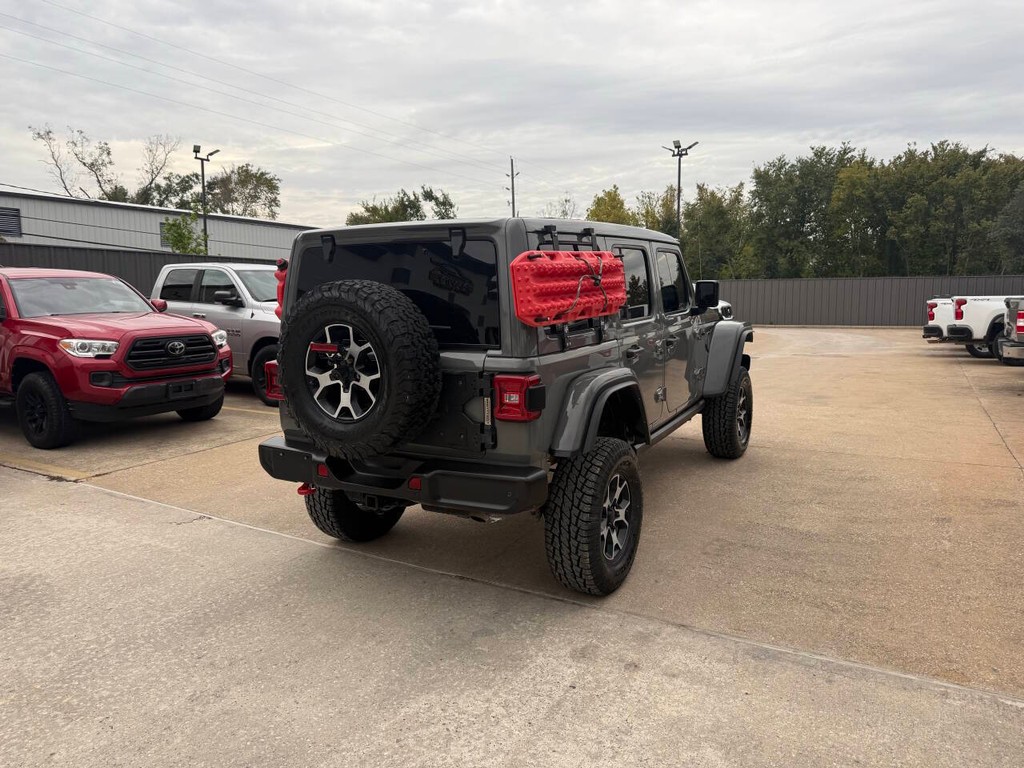 Jeep Wrangler Vehicle Full-screen Gallery Image 05