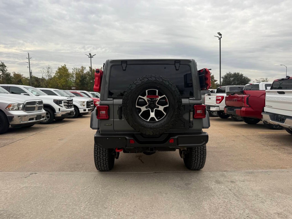 Jeep Wrangler Vehicle Full-screen Gallery Image 41