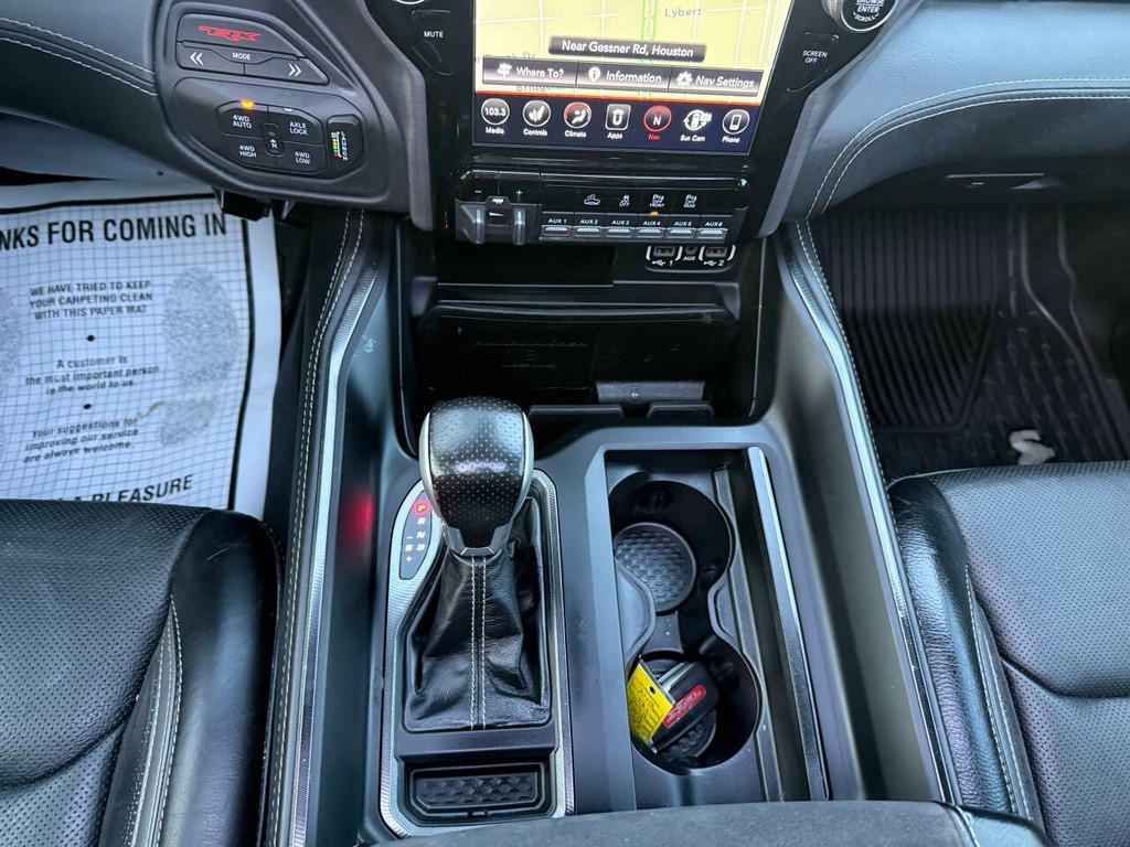 Ram 1500 Vehicle Full-screen Gallery Image 31