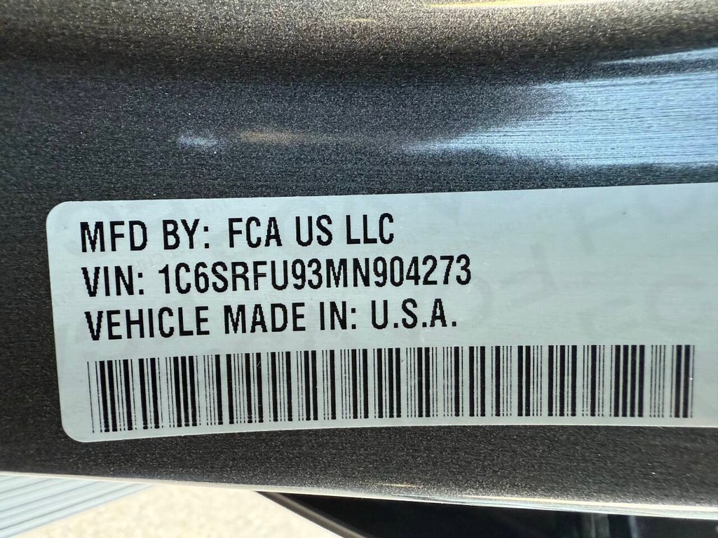 Ram 1500 Vehicle Full-screen Gallery Image 37