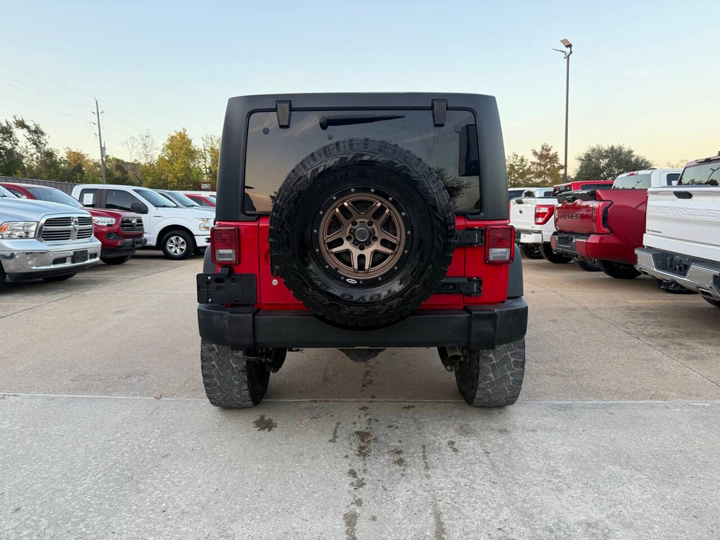 Jeep Wrangler Unlimited Vehicle Full-screen Gallery Image 37