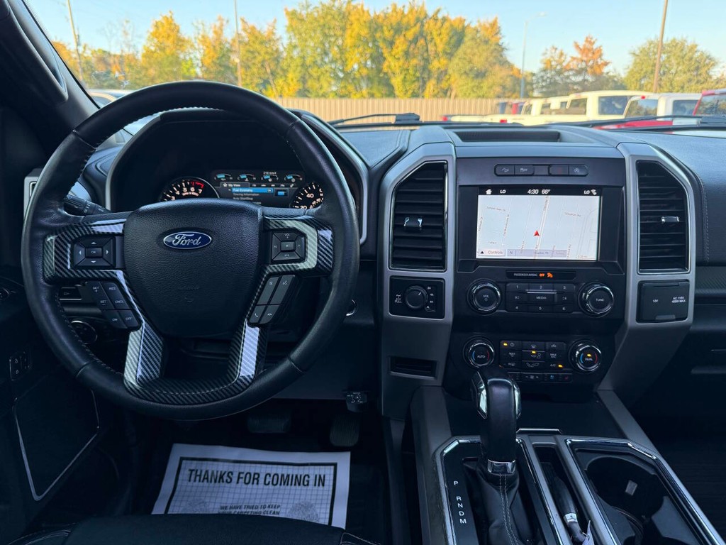 Ford F-150 Vehicle Full-screen Gallery Image 22