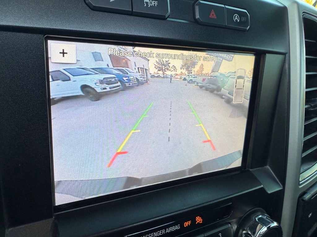 Ford F-150 Vehicle Full-screen Gallery Image 27