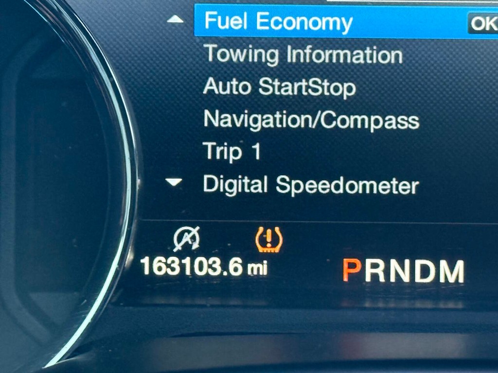 Ford F-150 Vehicle Full-screen Gallery Image 34