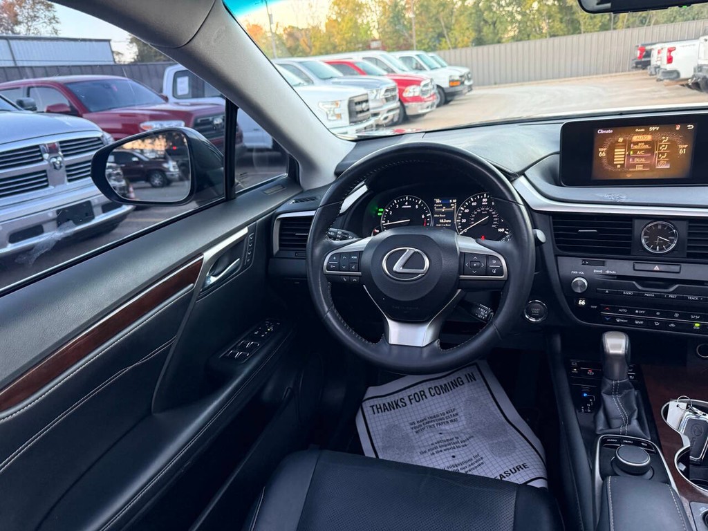 Lexus RX 350 Vehicle Full-screen Gallery Image 19