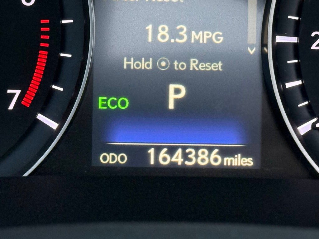 Lexus RX 350 Vehicle Full-screen Gallery Image 34