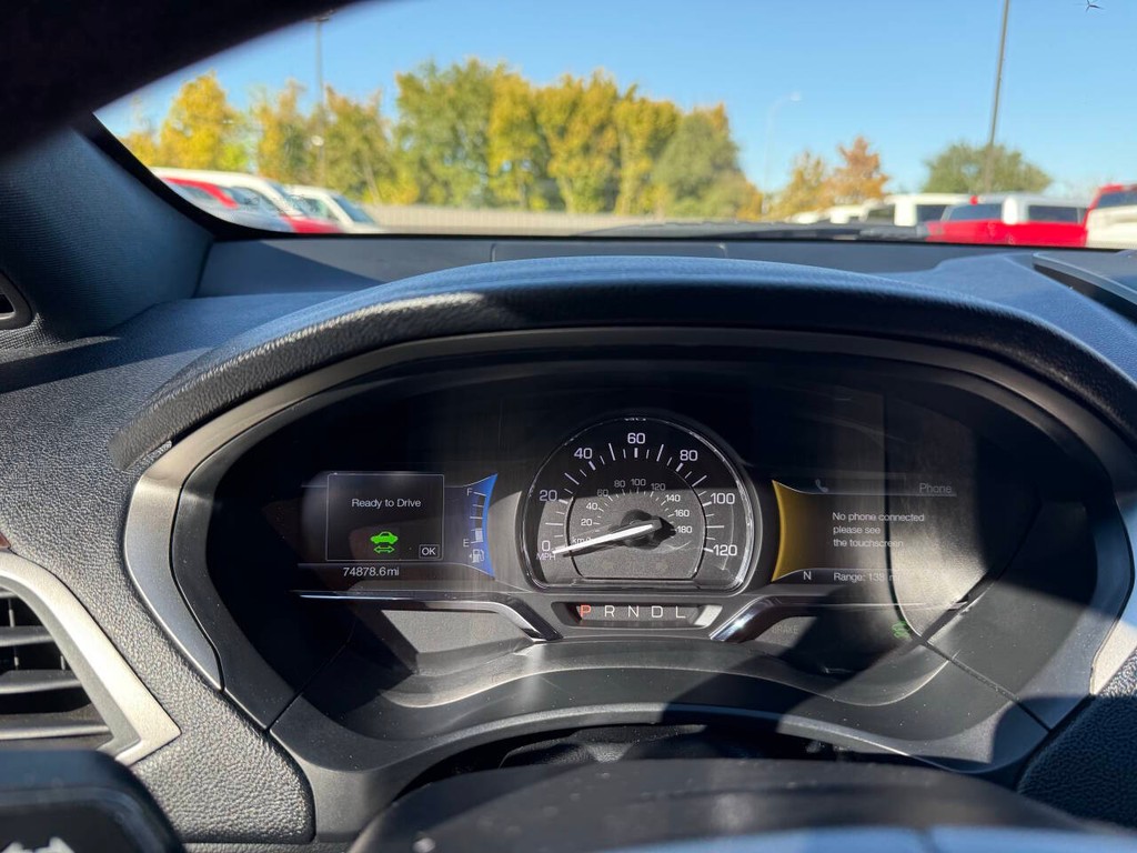 Lincoln MKZ Vehicle Full-screen Gallery Image 31