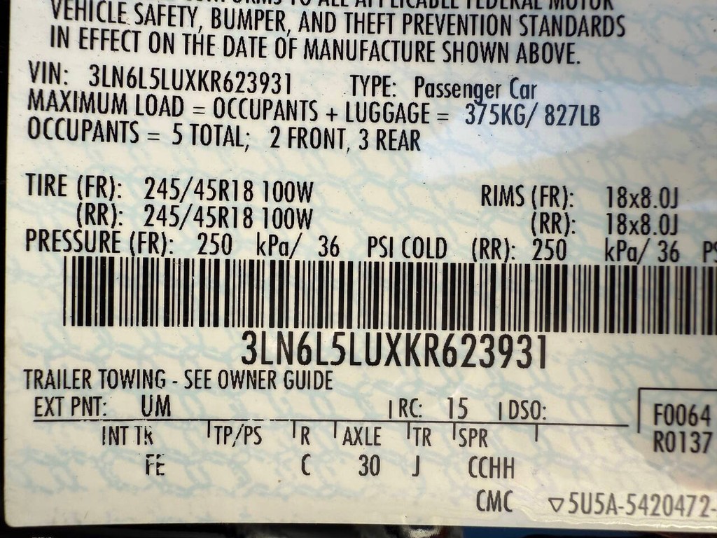 Lincoln MKZ Vehicle Full-screen Gallery Image 33