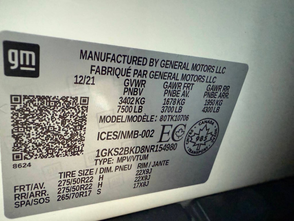 GMC Yukon Vehicle Full-screen Gallery Image 37