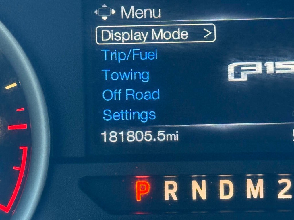 Ford F-150 Vehicle Full-screen Gallery Image 34