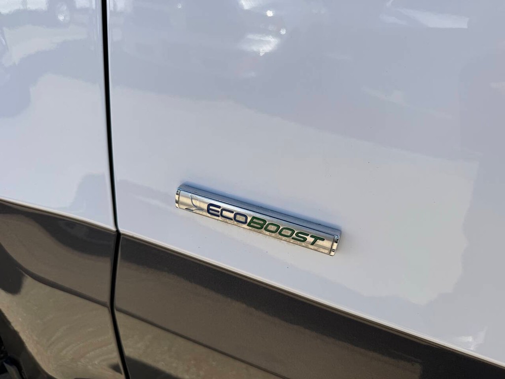 Ford F-150 Vehicle Full-screen Gallery Image 41