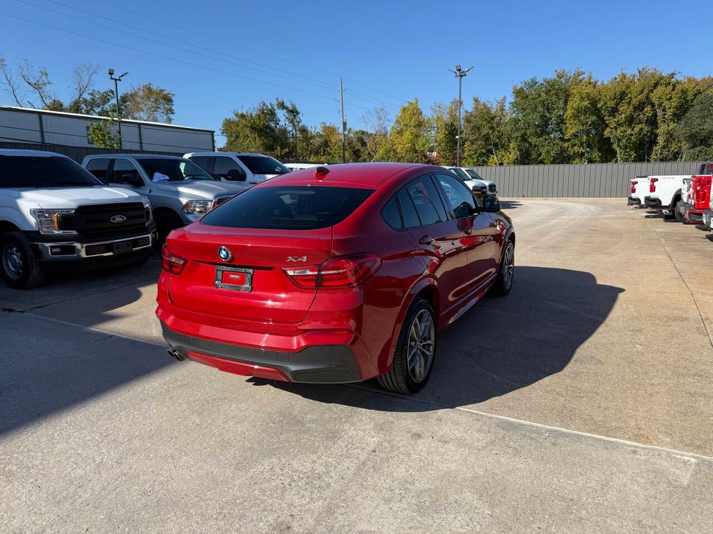 BMW X4 Vehicle Full-screen Gallery Image 05