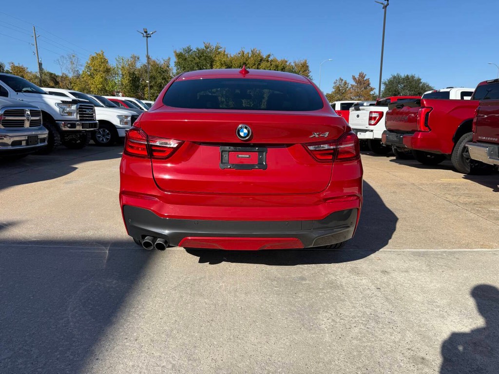 BMW X4 Vehicle Full-screen Gallery Image 37