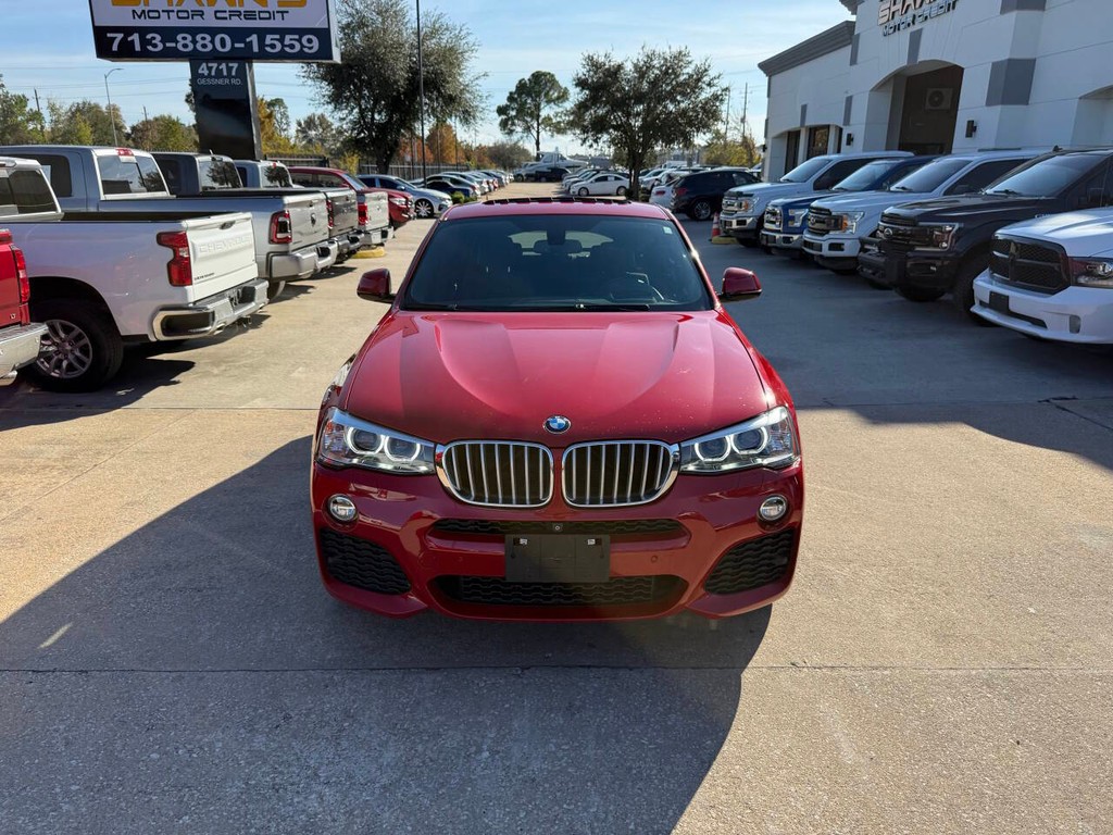 BMW X4 Vehicle Full-screen Gallery Image 38