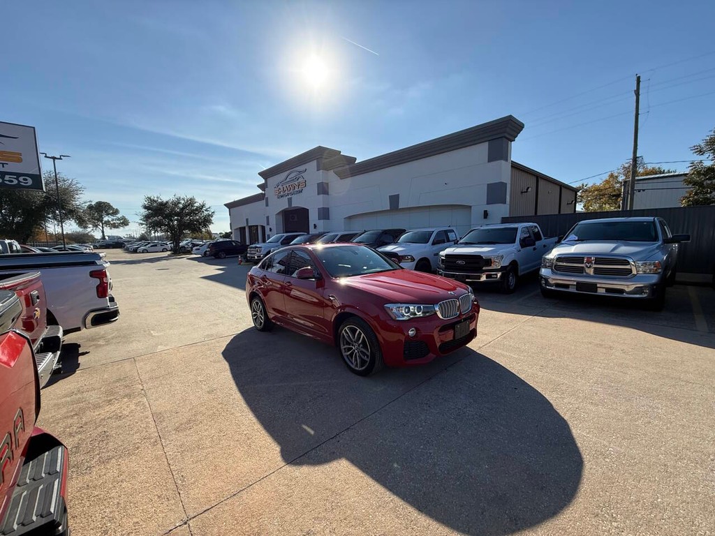 BMW X4 Vehicle Full-screen Gallery Image 42