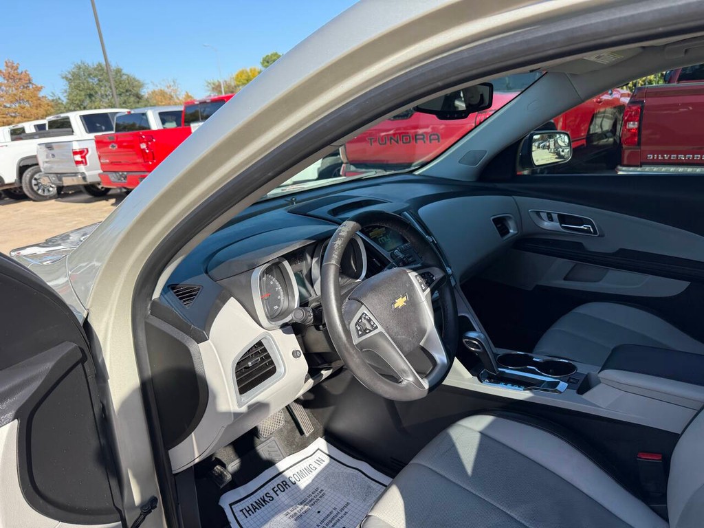 Chevrolet Equinox Vehicle Full-screen Gallery Image 06