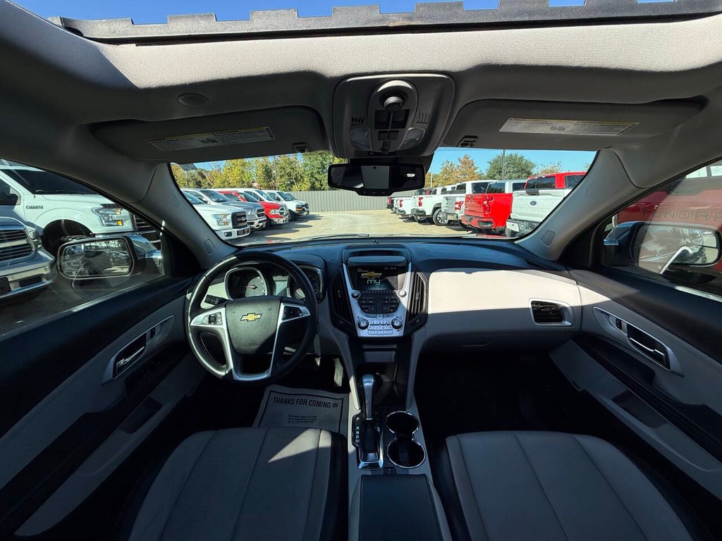 Chevrolet Equinox Vehicle Full-screen Gallery Image 18