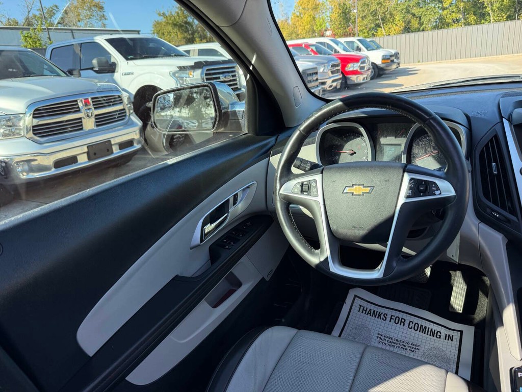 Chevrolet Equinox Vehicle Full-screen Gallery Image 19