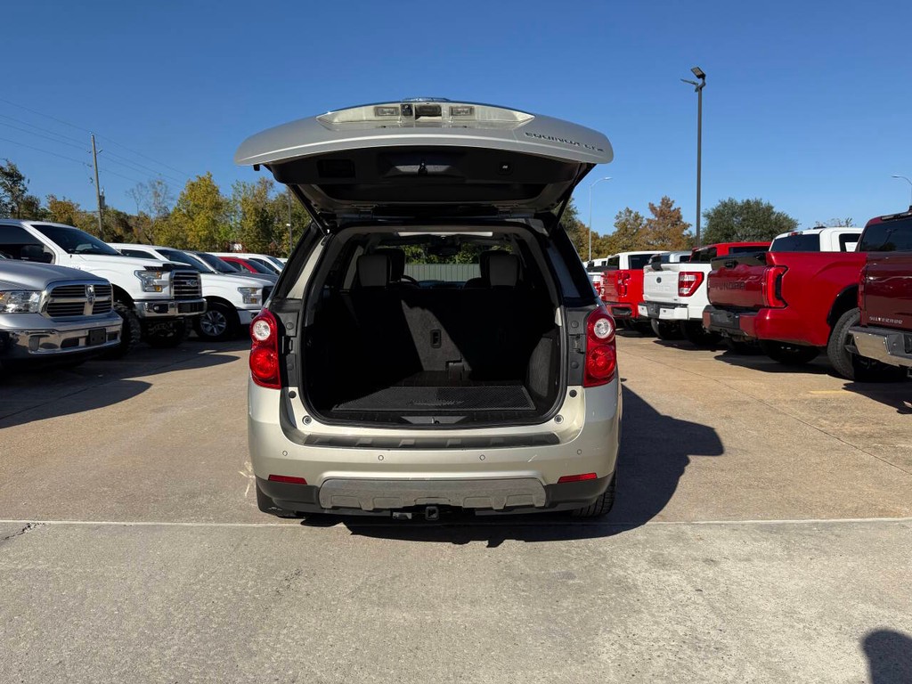 Chevrolet Equinox Vehicle Full-screen Gallery Image 36