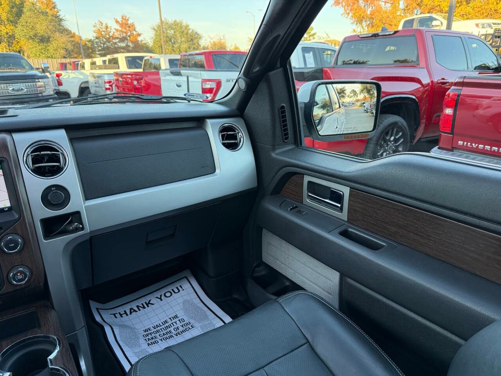 Ford F-150 Vehicle Full-screen Gallery Image 20