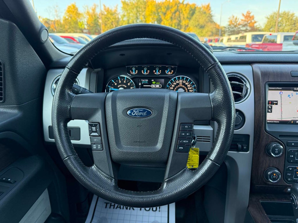 Ford F-150 Vehicle Full-screen Gallery Image 22