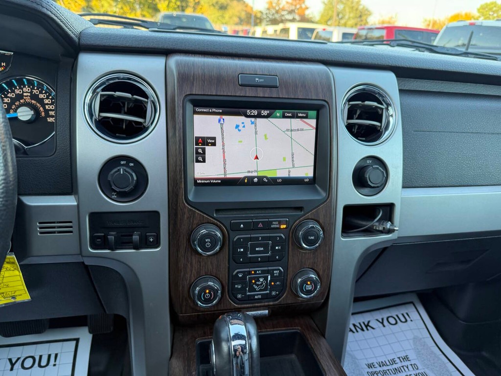Ford F-150 Vehicle Full-screen Gallery Image 24