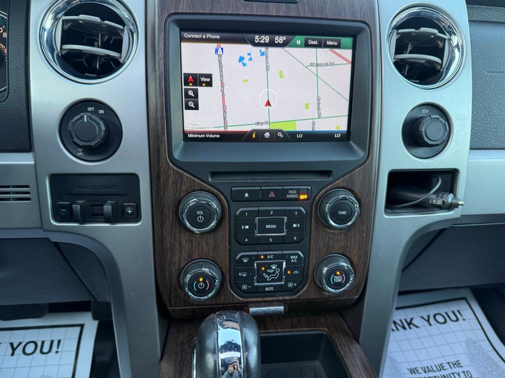 Ford F-150 Vehicle Full-screen Gallery Image 27