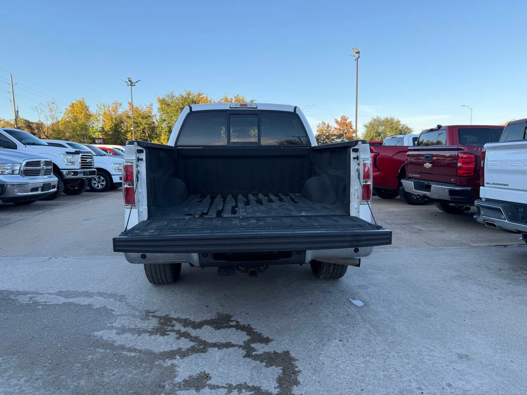 Ford F-150 Vehicle Full-screen Gallery Image 37