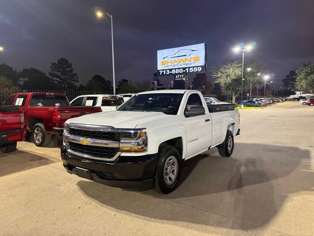 Chevrolet Silverado 1500 Vehicle Full-screen Gallery Image 03