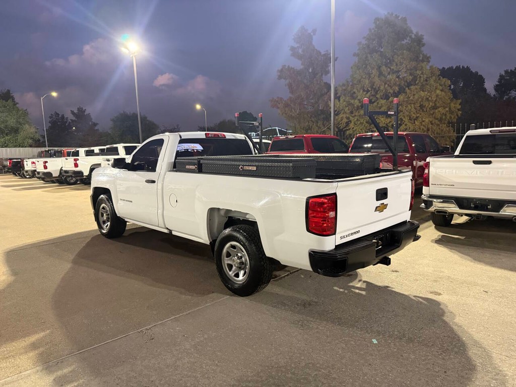 Chevrolet Silverado 1500 Vehicle Full-screen Gallery Image 04