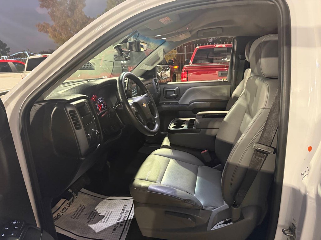 Chevrolet Silverado 1500 Vehicle Full-screen Gallery Image 07