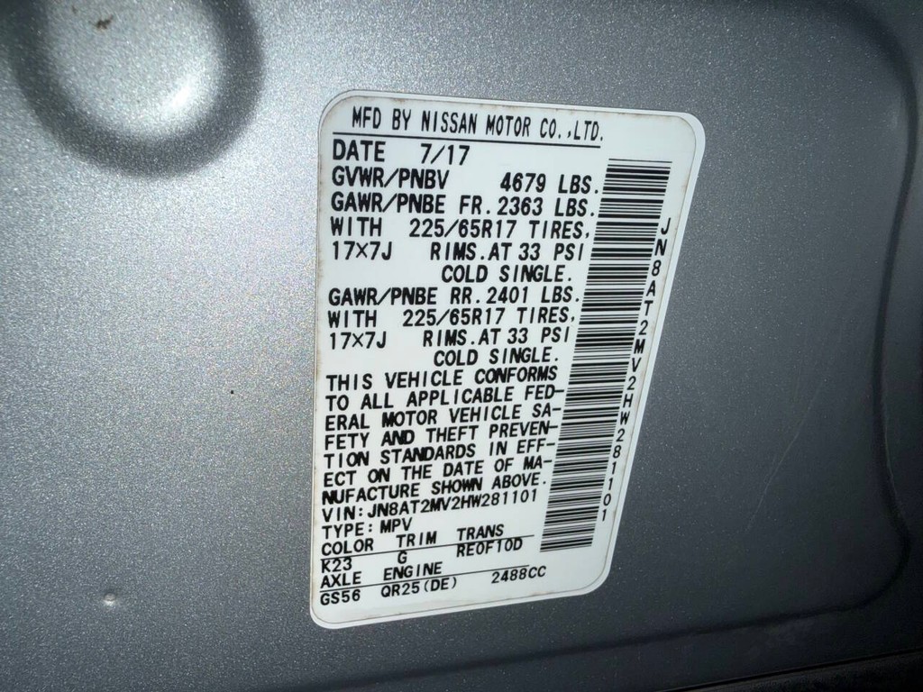 Nissan Rogue Vehicle Full-screen Gallery Image 33