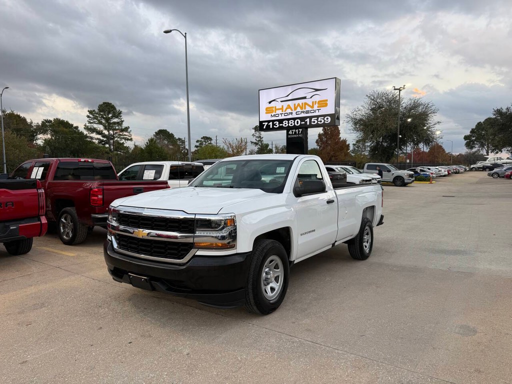 Chevrolet Silverado 1500 Vehicle Full-screen Gallery Image 03