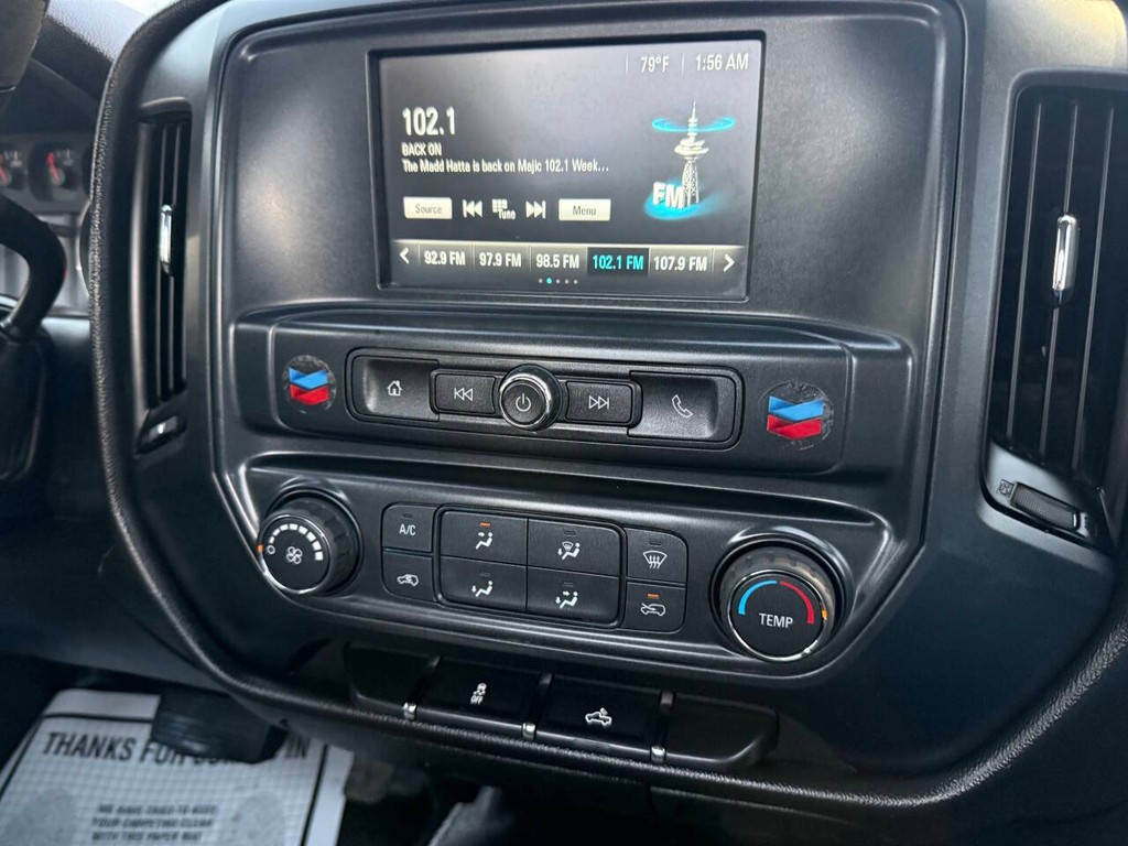 Chevrolet Silverado 1500 Vehicle Full-screen Gallery Image 20