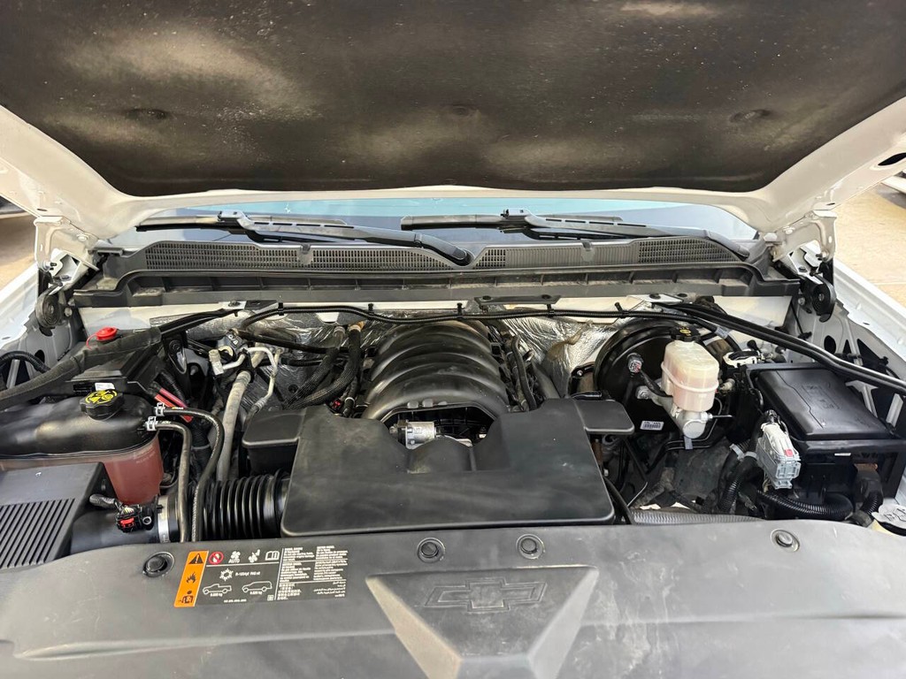 Chevrolet Silverado 1500 Vehicle Full-screen Gallery Image 26