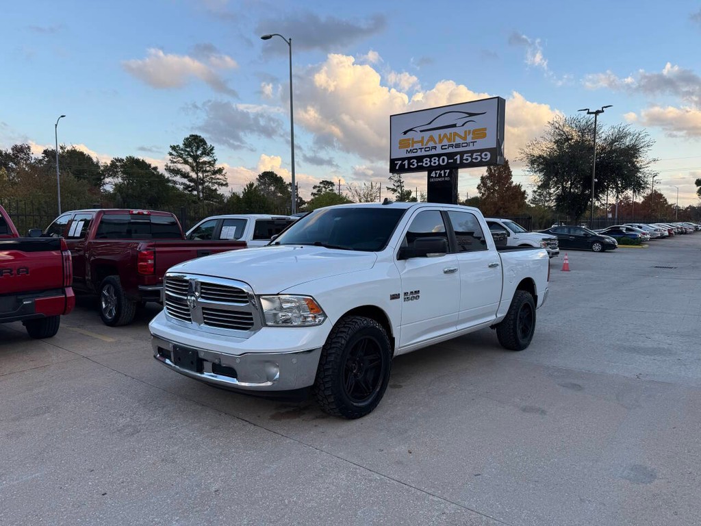 Ram 1500 Vehicle Full-screen Gallery Image 03