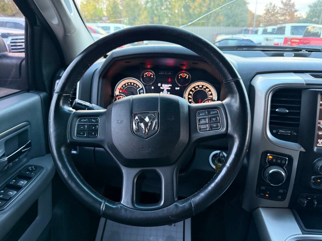 Ram 1500 Vehicle Full-screen Gallery Image 23