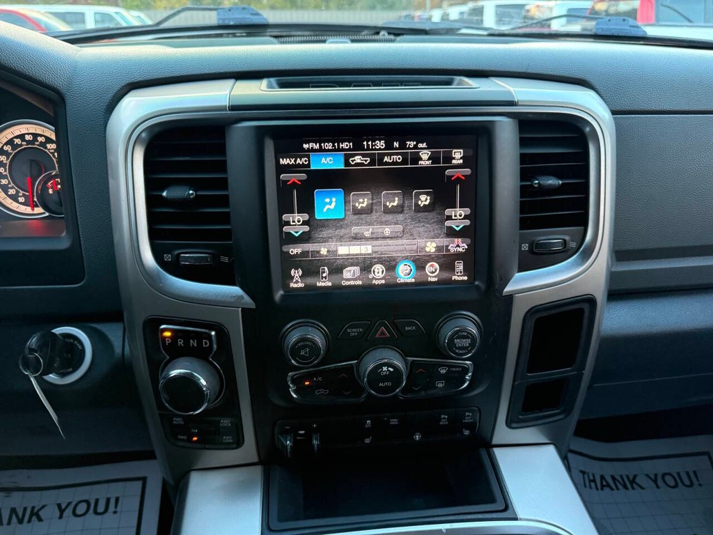 Ram 1500 Vehicle Full-screen Gallery Image 25